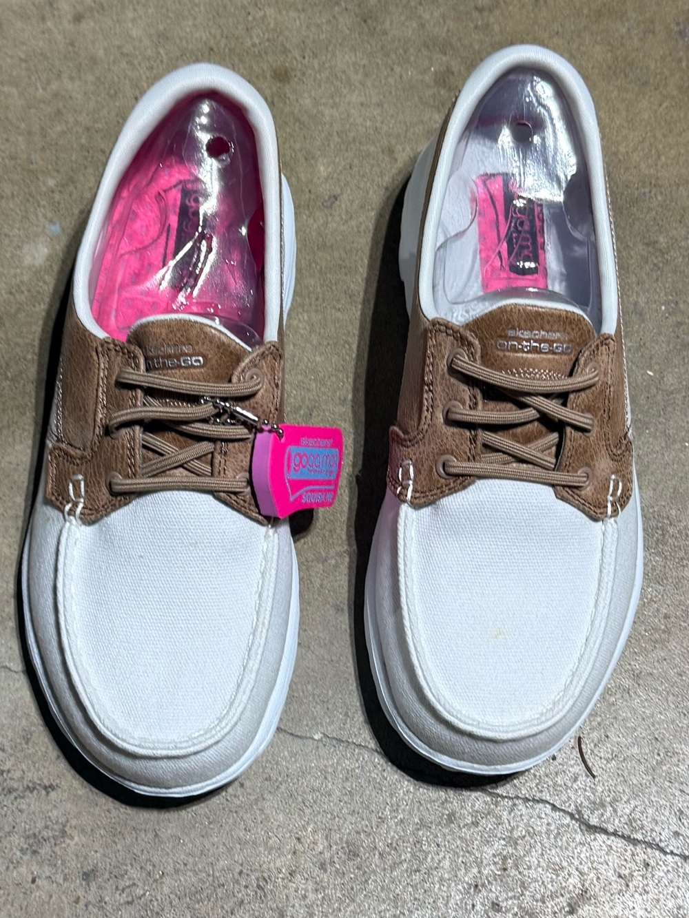 Sketchers Two-Tone Canvas and Leather Casual Shoes in White and Brown